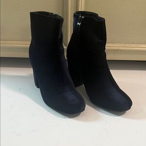 Elegant Dark Blue Ankle Boots